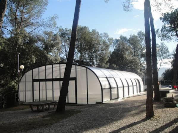 Camping Esponellà Esponella Exterior foto